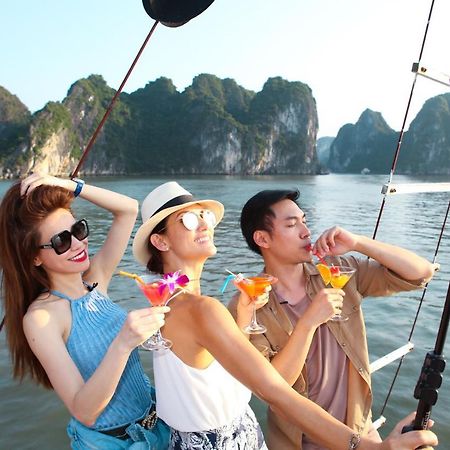 Charm Boutique Cruise Hotel Ha Long Exterior foto
