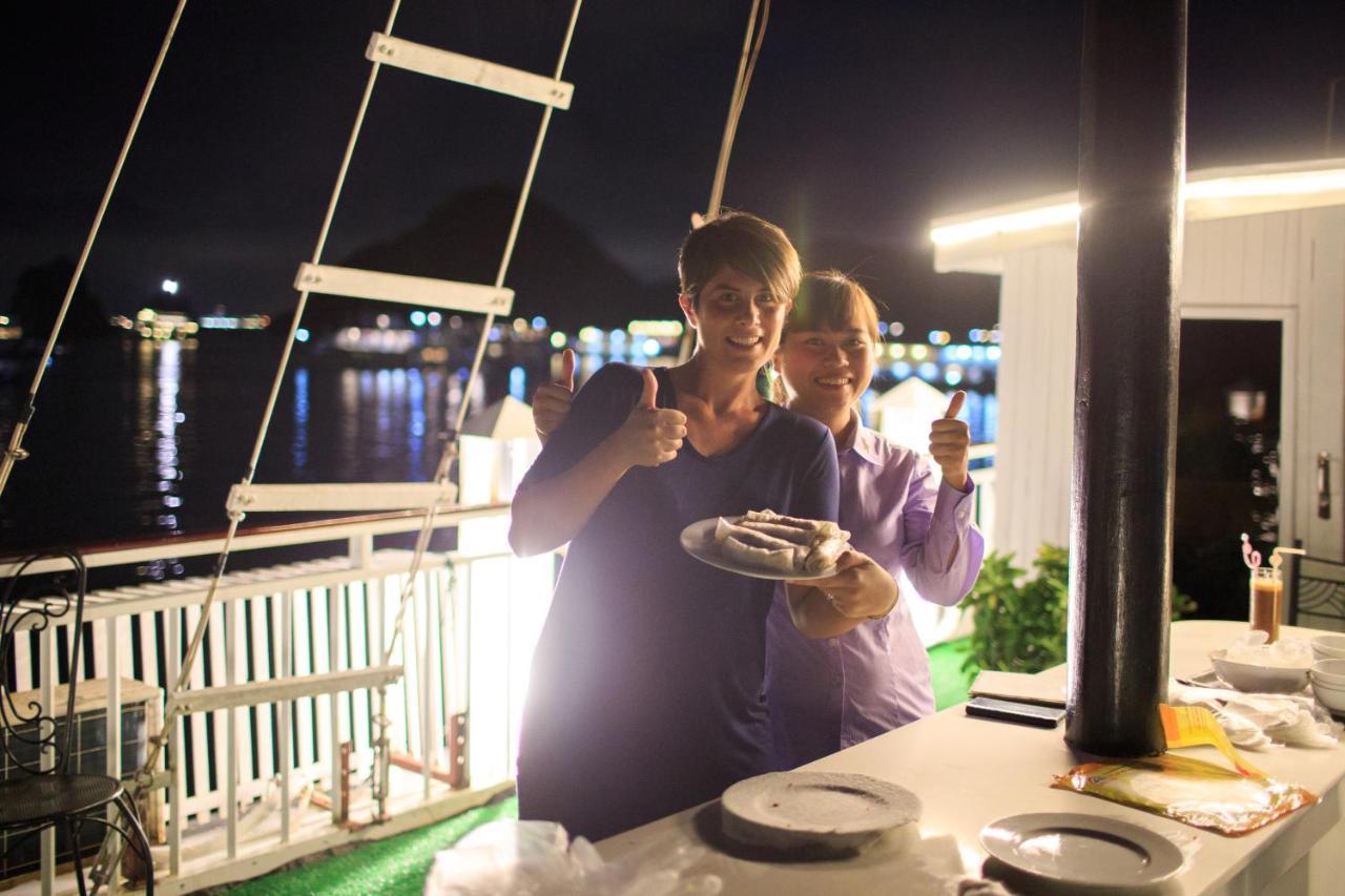 Charm Boutique Cruise Hotel Ha Long Exterior foto